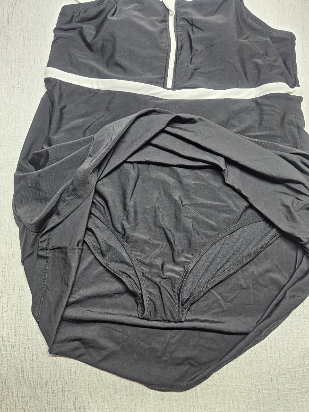 Lands' End Women's Zip Front Swim Dress Size XXL - Picture 7 of 9